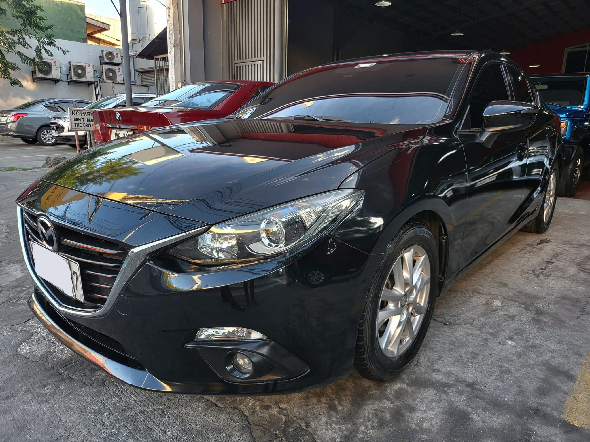 Second-hand Mazda Rizal