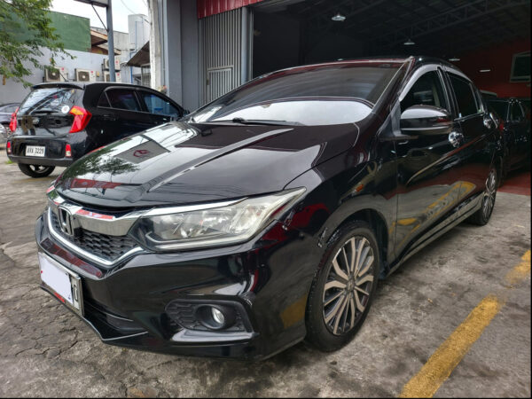 Second-hand Sedan Car Rizal